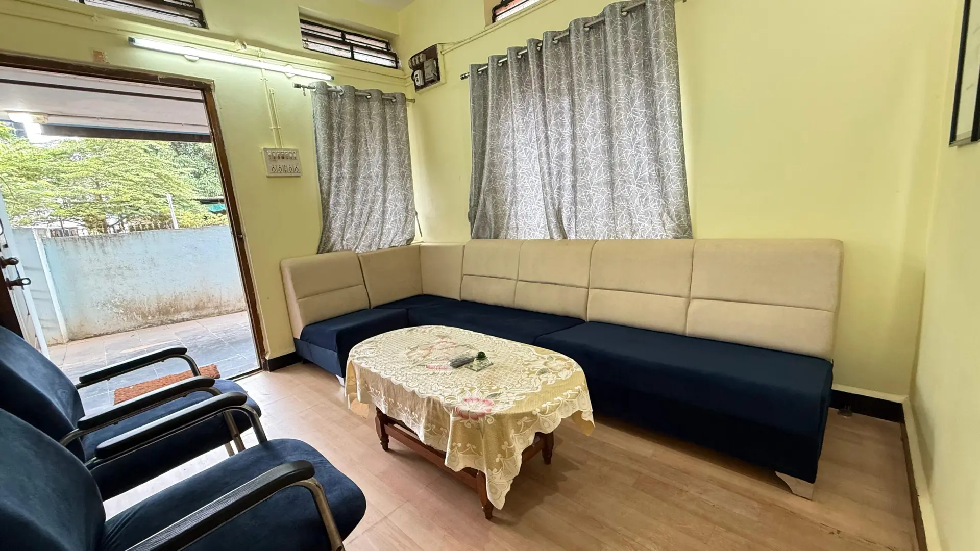 Geelani office photo 18